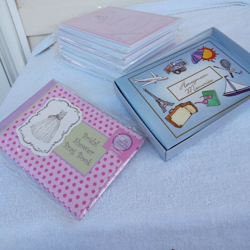 FREE WITH BUNDLE oy buy $5.00 🩷WEDDING INVITATIONS/BRIDAL BRAG BOOK NEW - Picture 8 of 9